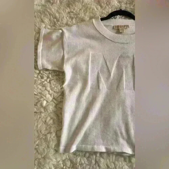 Michael Kors women’s white knit sweater - Picture 7 of 14